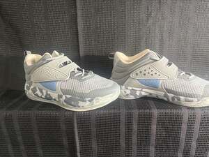 AND1 Limelight Basketball Sneakers in Grey Camo